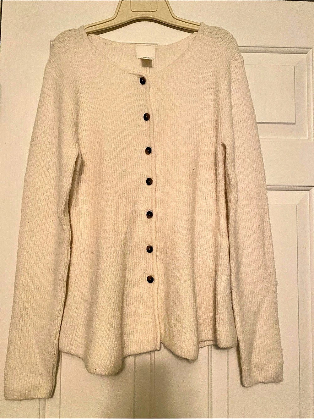 H&Medium Ribbed Button-Front Cardigan in Cream Medium
